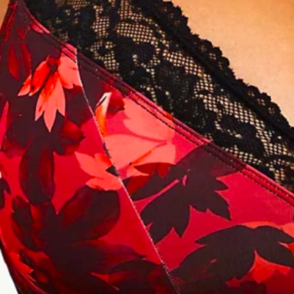 Torrid Floral Microfiber & Lace Padded Bralette, Size 0X - Picture 6 of 6